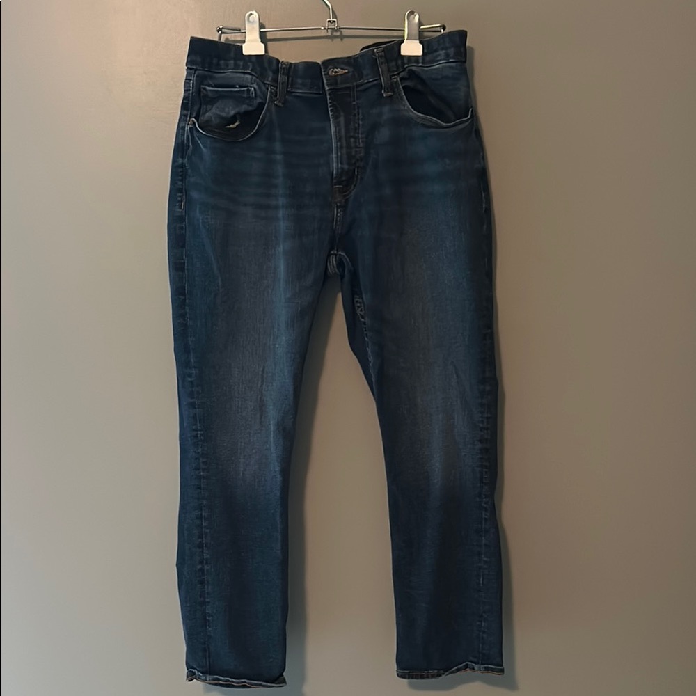 Old Navy Blue Straight Jeans Modern Style